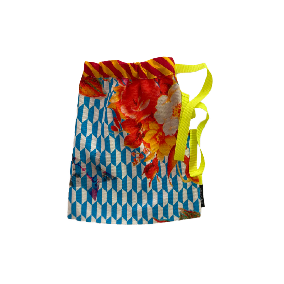 Pouch bag, textiles, flowers, patterns, Kenzo, pop art 